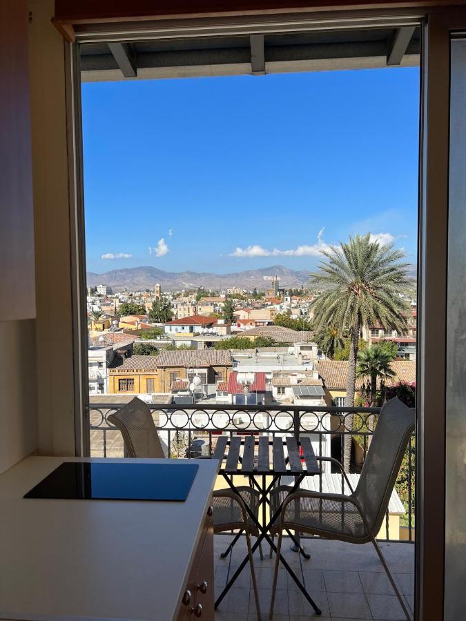 Nicosia City Centre Sky Views Apartment エクステリア 写真