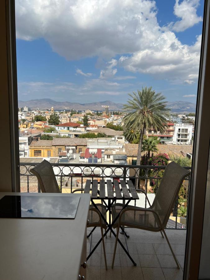 Nicosia City Centre Sky Views Apartment エクステリア 写真