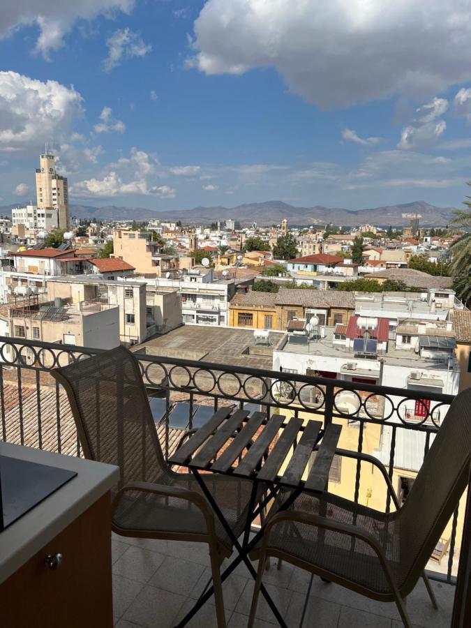 Nicosia City Centre Sky Views Apartment エクステリア 写真