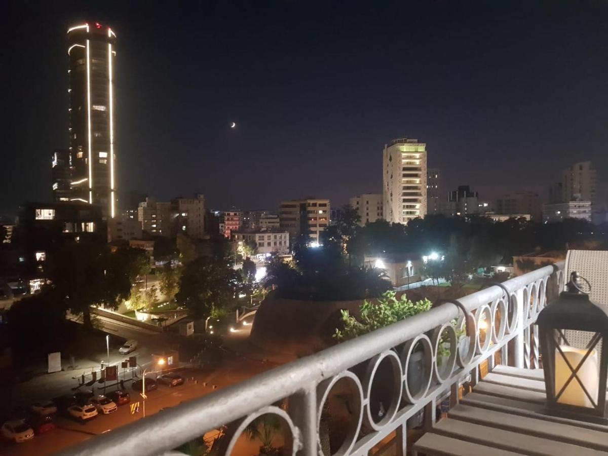 Nicosia City Centre Sky Views Apartment エクステリア 写真