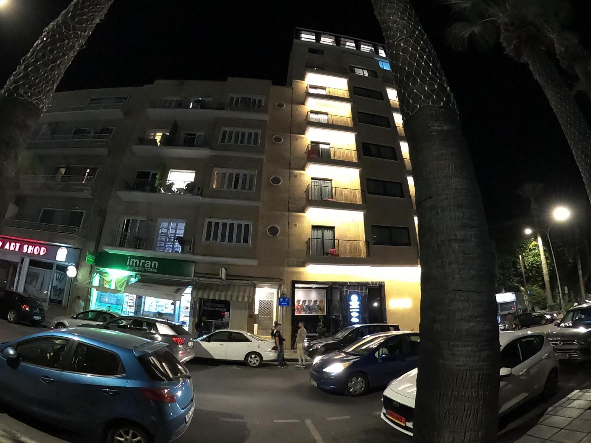 Nicosia City Centre Sky Views Apartment エクステリア 写真
