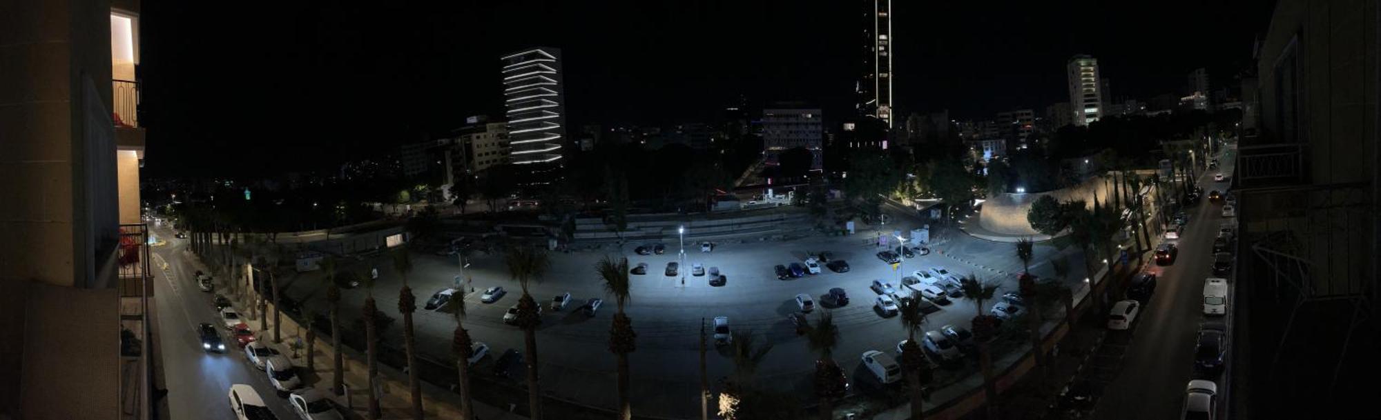 Nicosia City Centre Sky Views Apartment エクステリア 写真